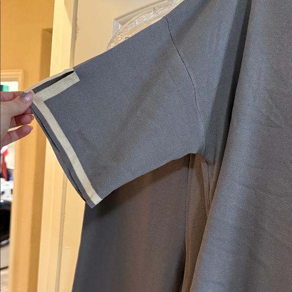 Amazon Women's Gray and Cream Pajama Set - Picture 3 of 4